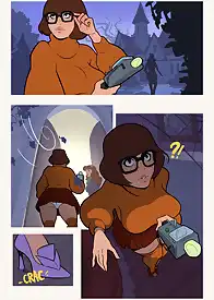 Velma and Daphne's spooky night Scooby-Doo by Hornyx (Chapter 01)